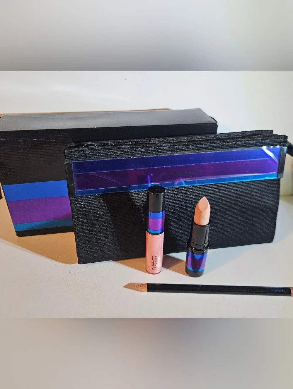 NEW- MAC Cosmetics Enchanted Eve Lip Kit/Nude Limited Edition 100% Authentic